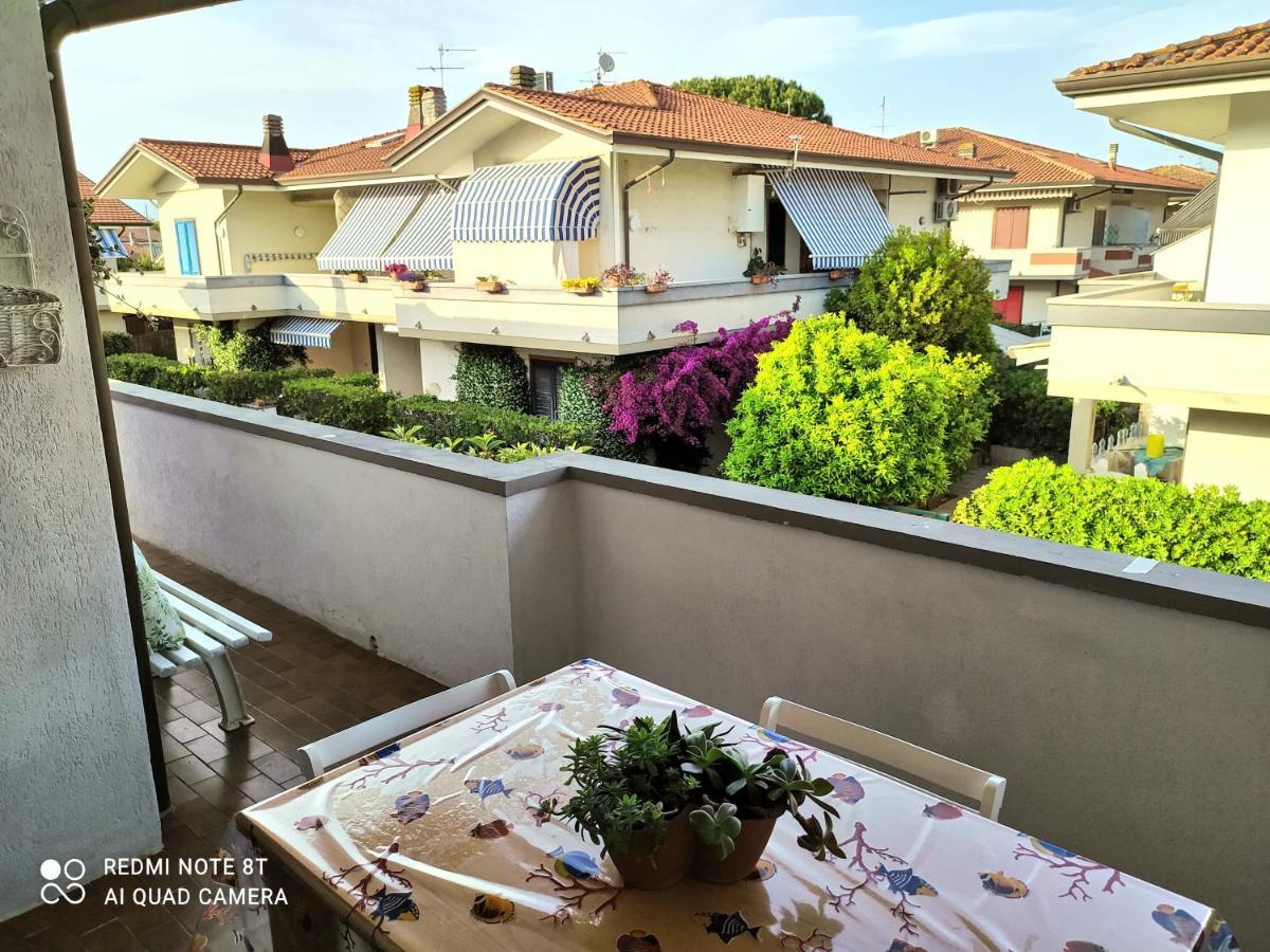 Appartement Tra Puccini Ed Il Mare à Torre del Lago Puccini Extérieur photo