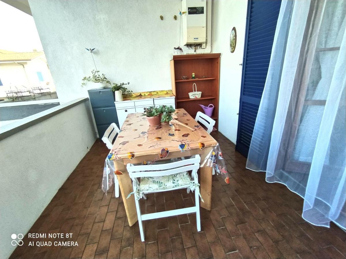 Appartement Tra Puccini Ed Il Mare à Torre del Lago Puccini Extérieur photo
