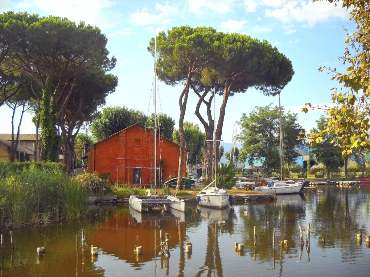 Appartement Tra Puccini Ed Il Mare à Torre del Lago Puccini Extérieur photo