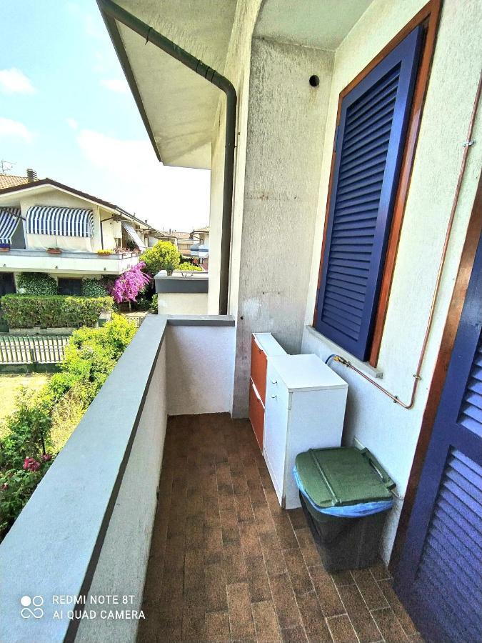 Appartement Tra Puccini Ed Il Mare à Torre del Lago Puccini Extérieur photo